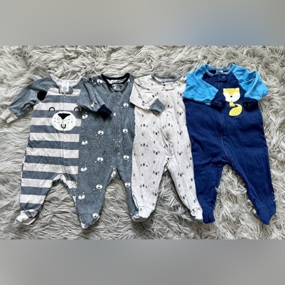 Gerber Snug Fit Footed pajamas Pack‎ of 4 Size 0-6M
